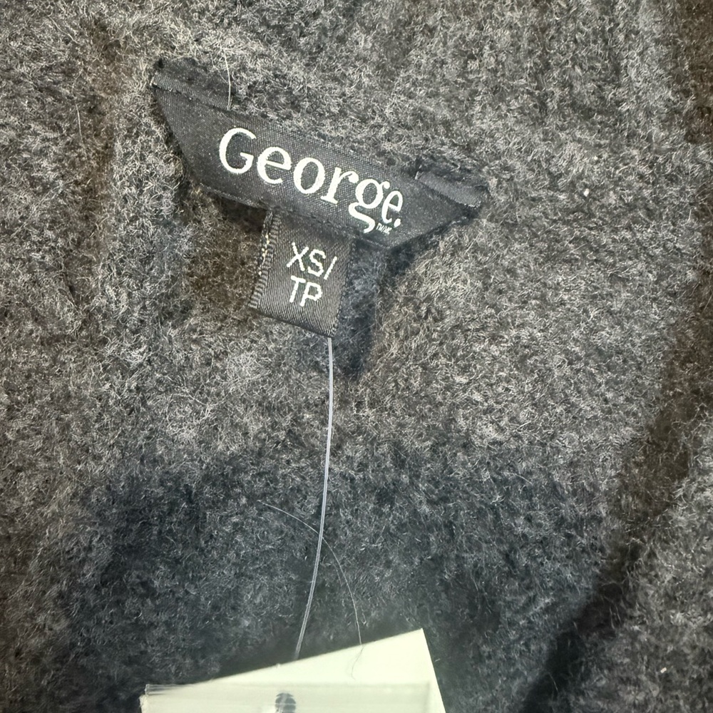 George | Cardigan - Picture 3 of 4